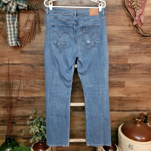 Levi's Jeans Size 10 Classic Bootcut Mid Rise Medium Light Wash Denim Western - Picture 2 of 11